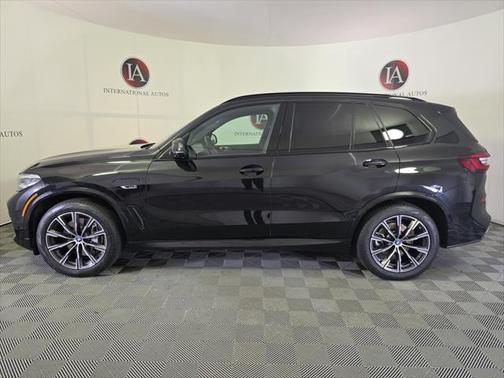 2022 BMW X5 PHEV xDrive45e