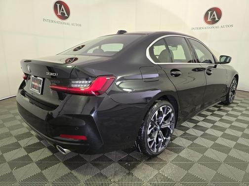 2025 BMW 330 xDrive