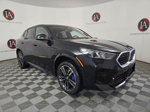 Black Sapphire Metallic 2026 BMW X2 xDrive28i