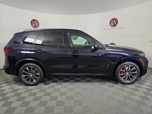 Carbon Black Metallic 2026 BMW X5 xDrive40i