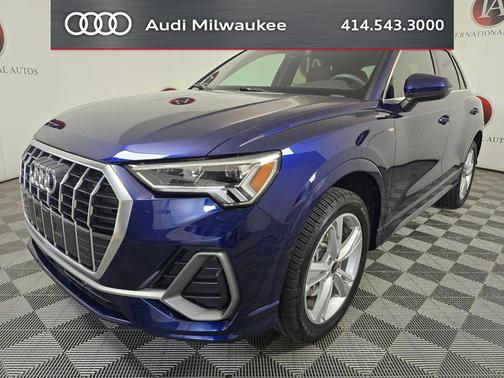Navarra Blue Metallic 2023 Audi Q3 45 S line Premium Plus