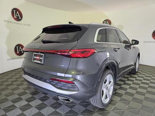2025 Audi Q5 Premium Plus