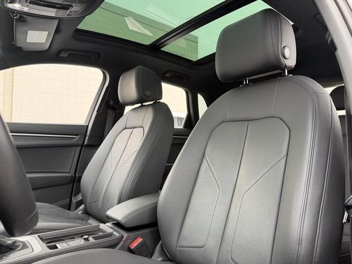 2023 Audi Q3 Premium 45 TFSI S line quattro Tiptronic