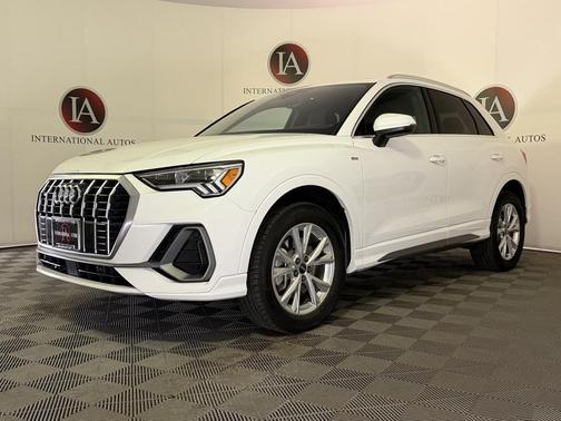 2023 Audi Q3 Premium 45 TFSI S line quattro Tiptronic