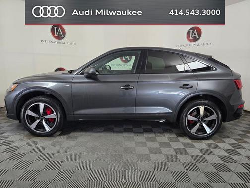 Daytona Gray Pearl Effect 2024 Audi Q5 45 S line Premium Plus