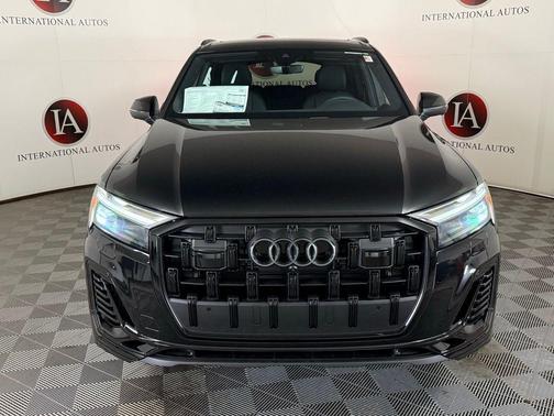 Mythos Black Metallic 2026 Audi Q7 55 Premium Plus
