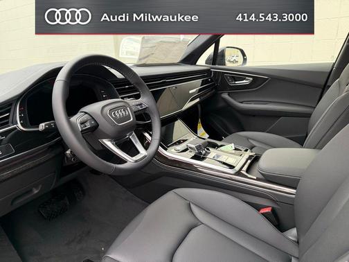 Mythos Black Metallic 2026 Audi Q7 55 Premium Plus