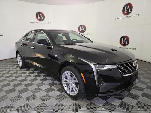 2024 Cadillac CT4 Luxury