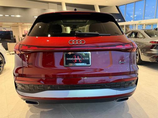 2025 Audi Q5 Prestige TFSI quattro S tronic