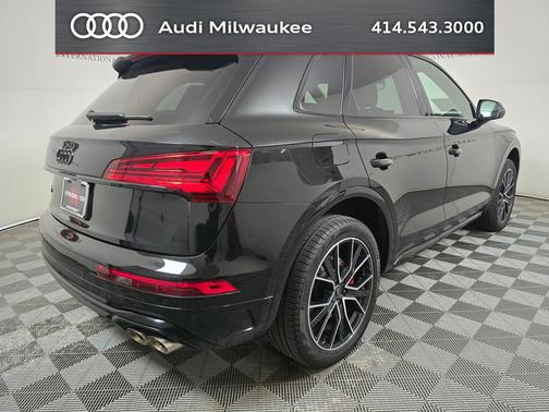 Mythos Black Metallic 2025 Audi SQ5 3.0T Premium Plus