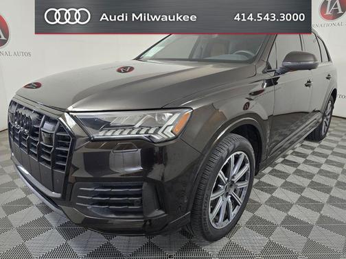Tamarind Brown Metallic 2023 Audi Q7 45 Premium Plus