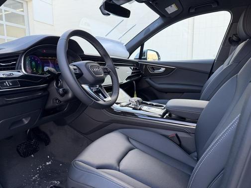 2026 Audi Q7 55 Premium Plus