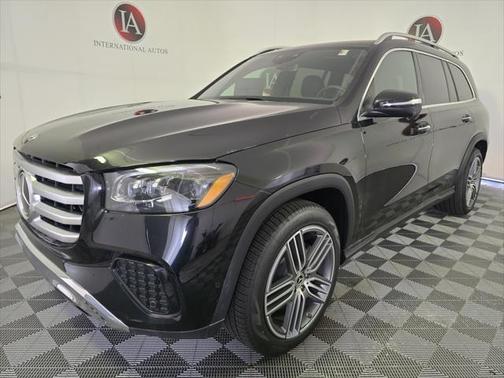 2025 Mercedes-Benz GLS 450 4MATIC