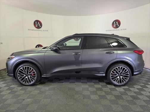 2025 Audi SQ5 3.0T Premium Plus