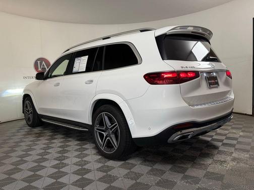 White 2024 Mercedes-Benz GLS 450 4MATIC