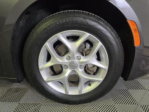 2018 Chrysler Pacifica Touring-L