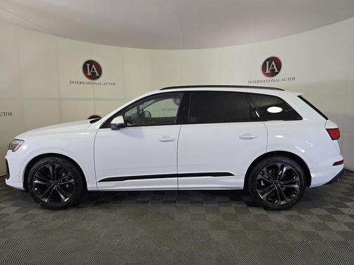 2026 Audi Q7 55 Premium Plus