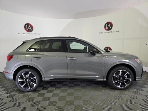 2025 Audi Q3 45 S line Premium Plus