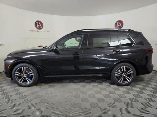 Black Sapphire Metallic 2026 BMW X7 xDrive40i