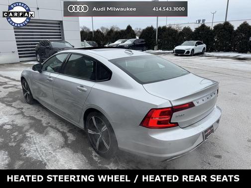 2020 Volvo S90 Recharge Plug-In Hybrid T8 R-Design