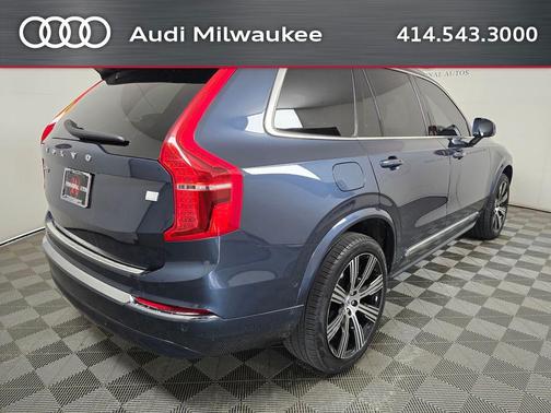 2024 Volvo XC90 Recharge Plug-In Hybrid T8 Ultimate Bright Theme 7-Seater