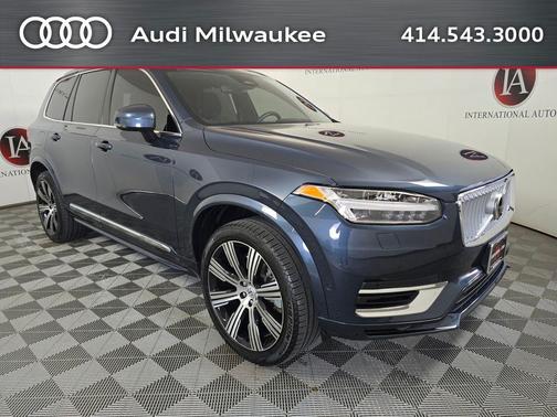 2024 Volvo XC90 Recharge Plug-In Hybrid T8 Ultimate Bright Theme 7-Seater