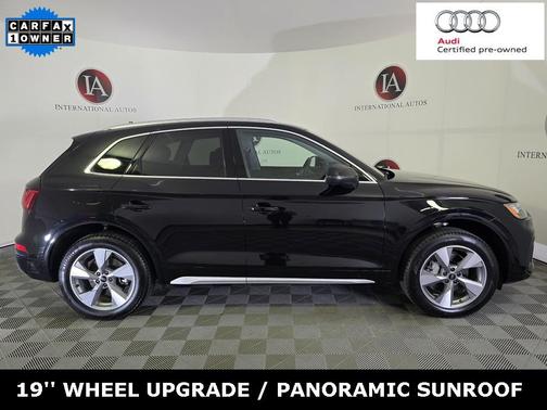 2024 Audi Q5 40 Premium