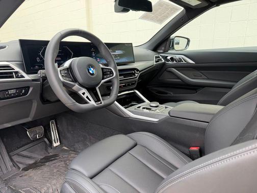 Alpine White 2026 BMW 430 i xDrive