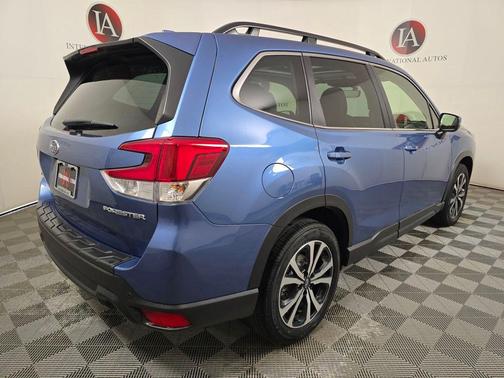 Horizon Blue Pearl 2023 Subaru Forester Limited