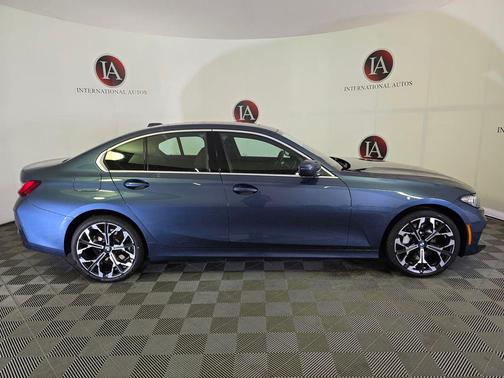 2025 BMW 330 i xDrive