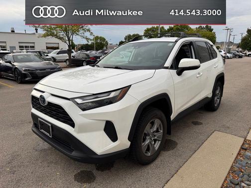 White 2022 Toyota RAV4 Hybrid XLE