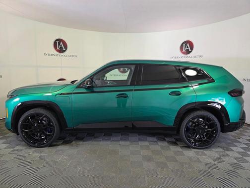 Isle of Man Green Metallic 2026 BMW XM Label