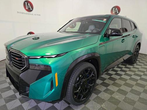 Isle of Man Green Metallic 2026 BMW XM Label