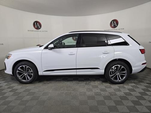 2026 Audi Q7 45 Premium Plus