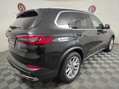 Black Sapphire Metallic 2023 BMW X5 xDrive40i