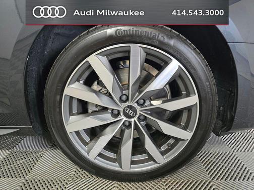 Manhattan Gray Metallic 2022 Audi A4 40 Premium