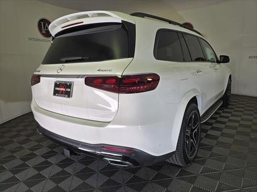 2025 Mercedes-Benz GLS 450 4MATIC