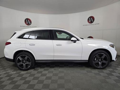 Polar White 2026 Mercedes-Benz GLC 300 4MATIC