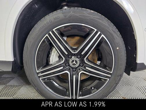 Polar White 2026 Mercedes-Benz GLC 300 4MATIC