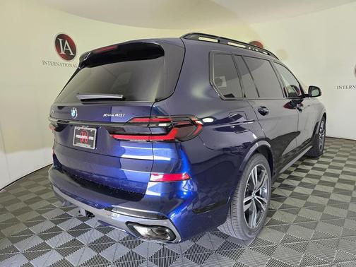 2026 BMW X7 xDrive40i
