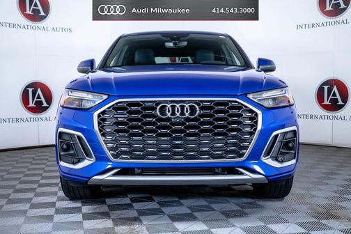 Ultra Blue Metallic 2023 Audi Q5 45 S line Premium