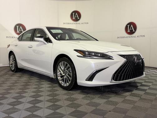 2023 Lexus ES 350 Ultra Luxury