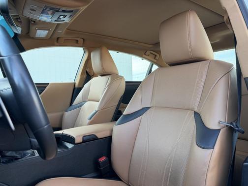 2023 Lexus ES 350 Ultra Luxury