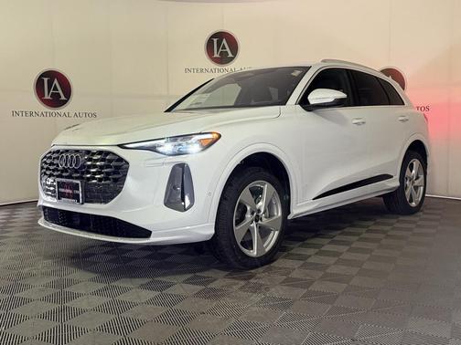 2025 Audi Q5 Premium Plus TFSI quattro S tronic