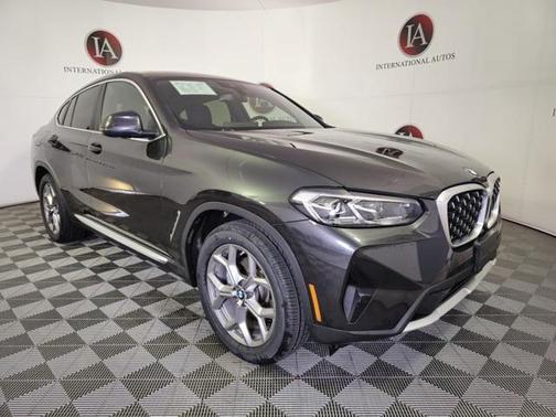 2023 BMW X4 xDrive30i