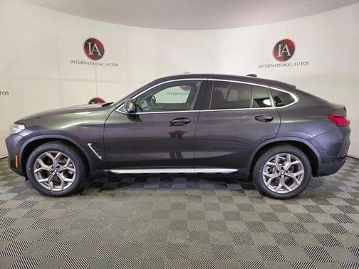 2023 BMW X4 xDrive30i