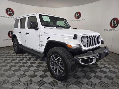 2024 Jeep Wrangler 4-Door Sahara 4x4