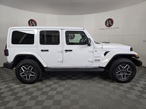 2024 Jeep Wrangler 4-Door Sahara 4x4