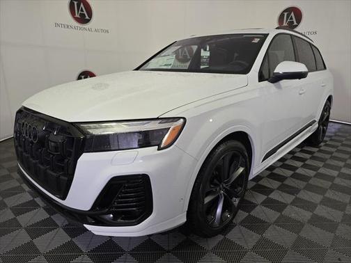 2025 Audi Q7 55 Prestige