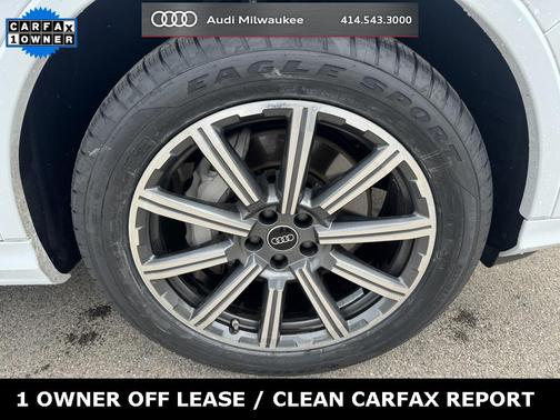 2023 Audi Q7 45 Premium Plus